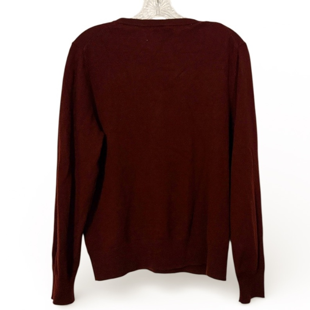 Quince Mongolian Cashmere V-Neck Sweater L Rich Burgundy Fall Cozy Thanksgiving - Picture 4 of 10